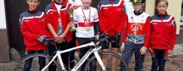 Sukcesy młodych kolarzy na Mistrzostwach Polski w Raszkowie