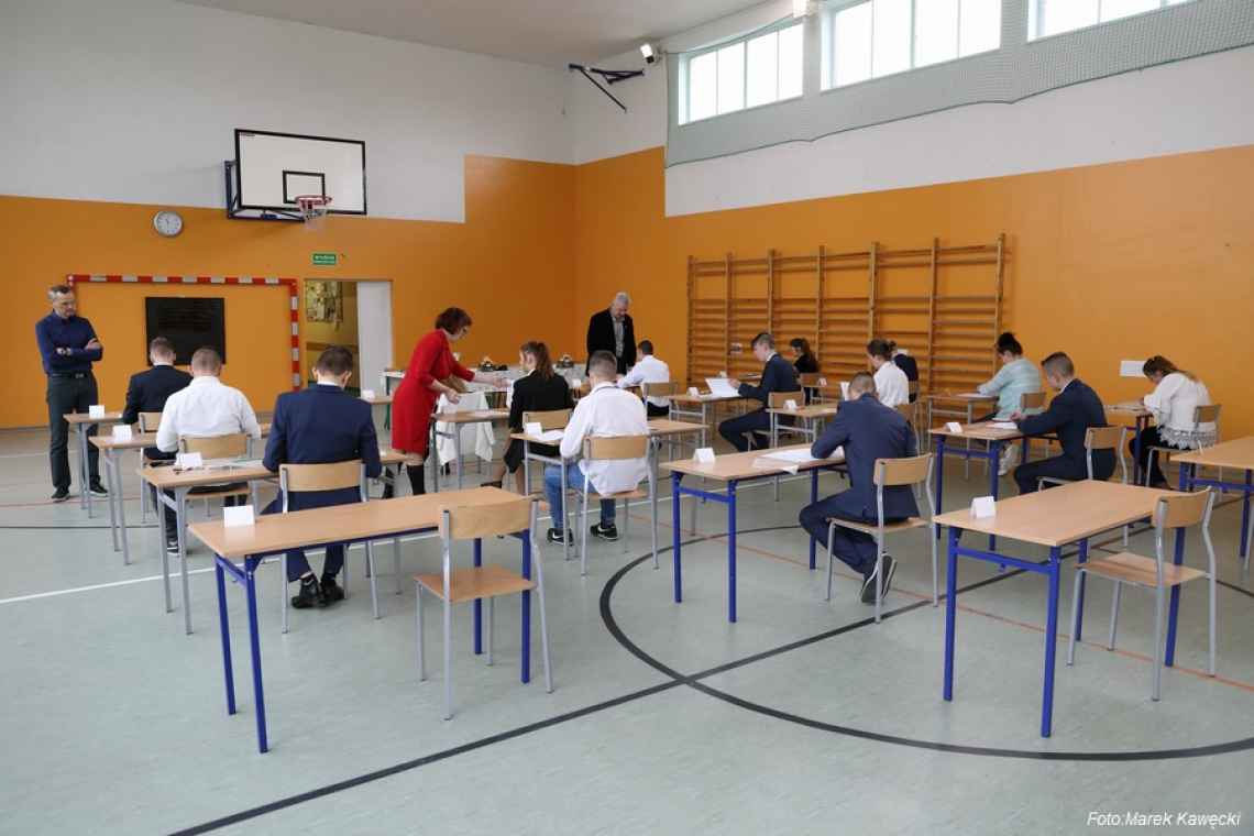 Egzamin gimnazjalny we Wrzosowie. Drugi dzień również bez zakłóceń