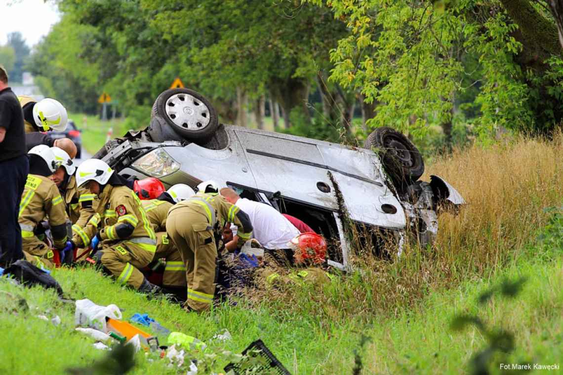 Groźny wypadek na drodze wojewódzkiej w Czerninie